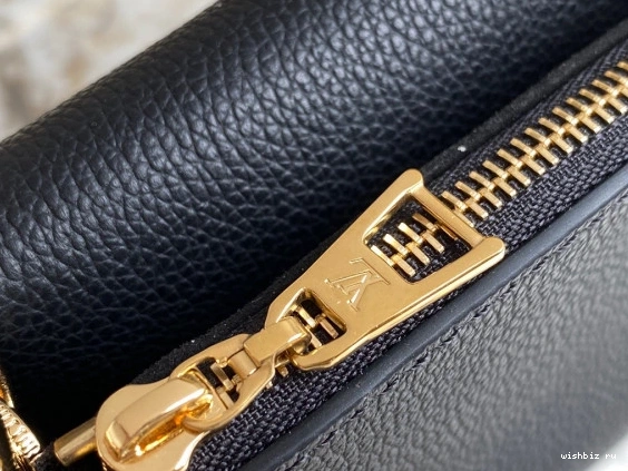 WIS Louis Lockme Vuitton pouch 0924